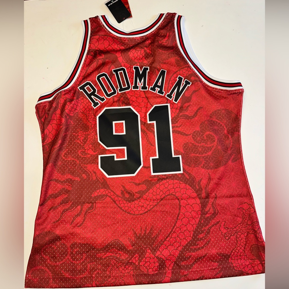 Mitchell & Ness HARDWOOD CLASSIC Chicago Bulls DENNIS RODMAN Red Dragon Jersey - Picture 3 of 4